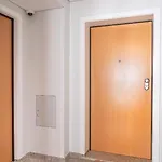 Palmeiras Apartment, By Bolhao Residences Διαμέρισμα *