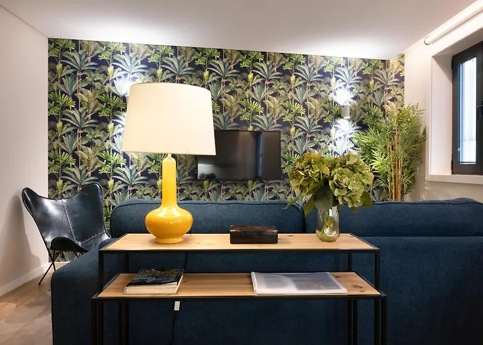 Palmeiras Apartment, By Bolhao Residences Apartment *